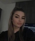 Rencontre Femme : Влада, 22 ans à Ukraine  Днепропетровске 